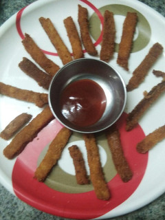 பிரெட் எட்ஜ் ஃபிங்கர்ஸ் (Bread edge fingers recipe in tamil) செய்முறை முக்கிய புகைப்படம்