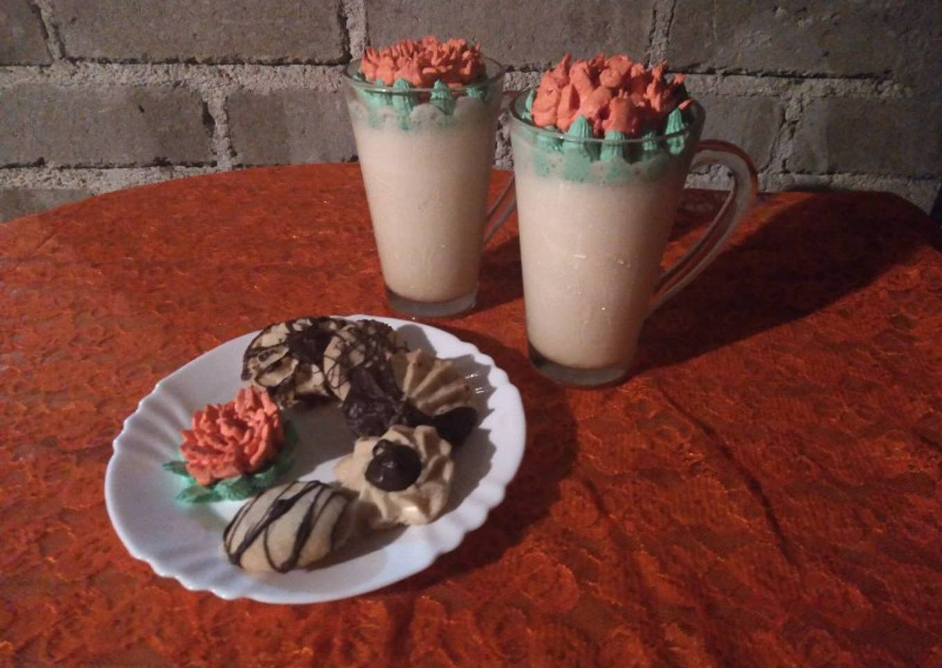 Frapuccino de pan de muerto con pastisetas✨