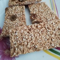A picture of Sesame Gajak.