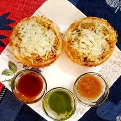 A picture of Pizza maggi sandwich bite.