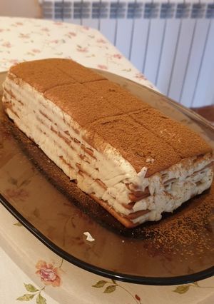 Una foto de Tarta de leche merengada y galletas (sin horno)