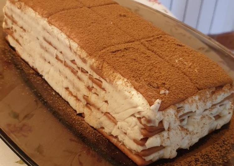 Tarta de leche merengada y galletas (sin horno)