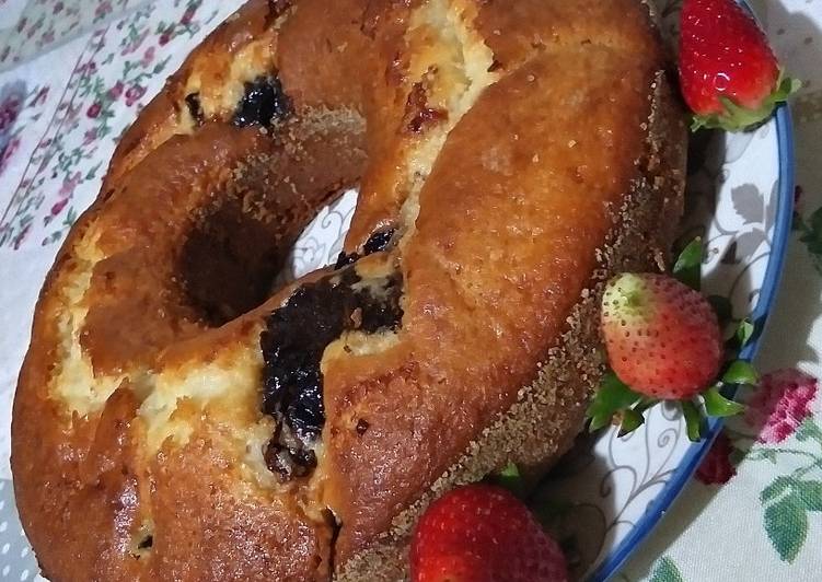 Ciambellone rustico alle prugne