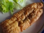 Una foto de merluza con harina