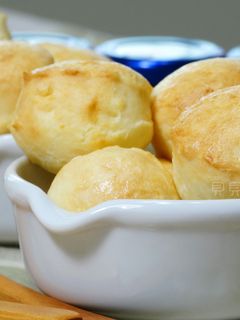 A picture of Biscuits Made with Soda.