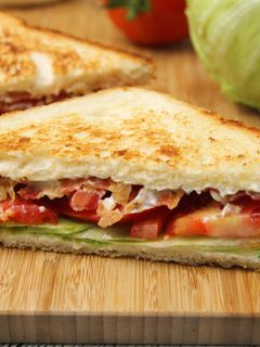 BLT szendvics recept (bacon-lettuce-tomato) recept fotója