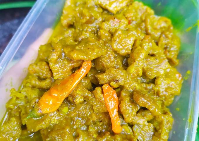 Rendang Daging Sapi bydeesawitri