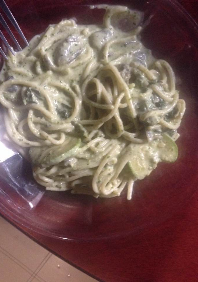 Una foto de Pasta en crema de chiles cuaresmeños