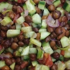 A picture of Black chana chaat.