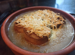 Una foto de Sopa de cebolla