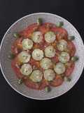Carpaccio de tomate, alficoz, salazones y caviaroli