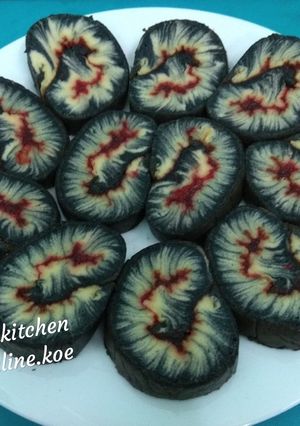 Foto resep Charcoal Hurricane Swissroll Cake