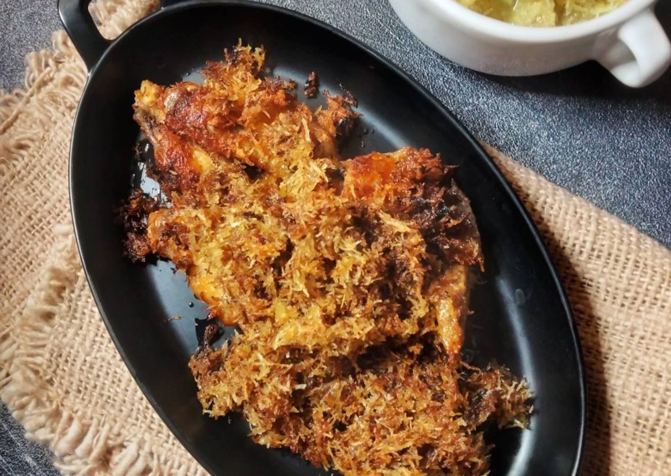 Ayam Goreng Bumbu Instan Kalasan Tabur Serundeng