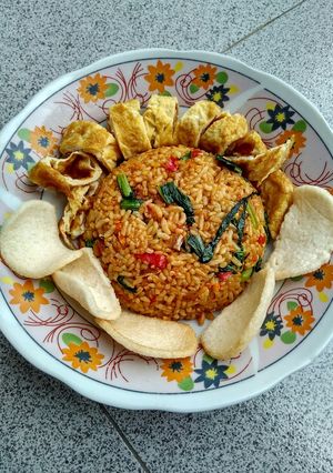 Foto resep nasi goreng ikan asin jambal pedas