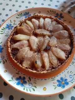 Una foto de Kuchen o tarta de peras con crema de almendras (frangipane)