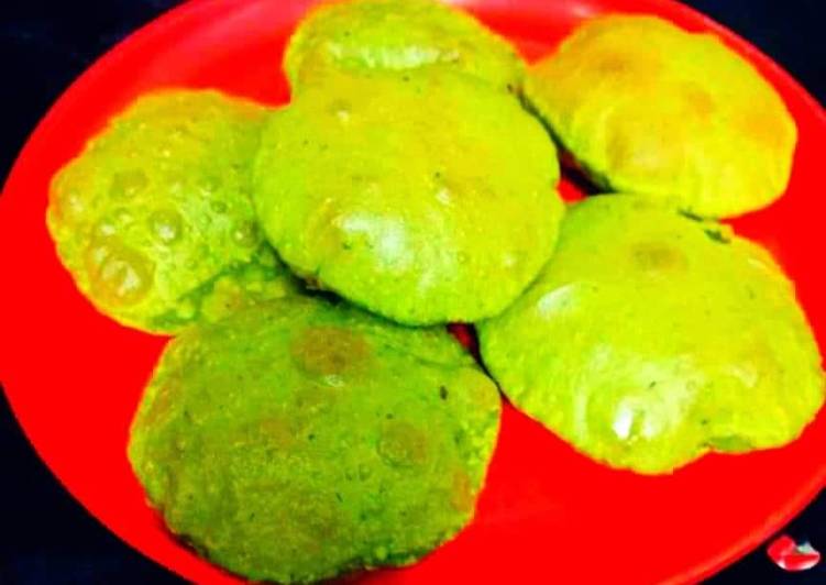 Easiest Way to Make Quick Rawa and Green peas poori