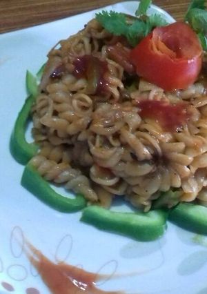 मसाला पास्ता (Masala pasta recipe in hindi) रेसिपी मुख्य फोटो