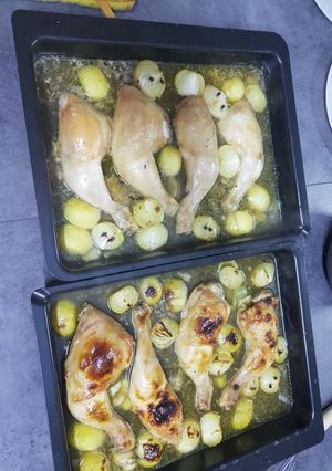 Une photo de Cuisses de poulet au four