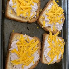 Tuna melt A picture of Tuna melt.