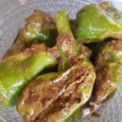 A picture of Mirchi stuffed.