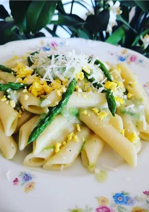 O poză a rețetei Paste cu sparanghel și cremă de gorgonzola.