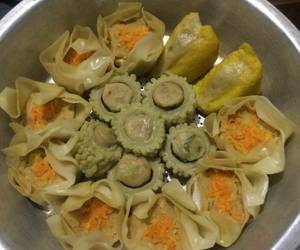 Masakan Unik Siomay, tahu &amp;amp; paria Ala Warung