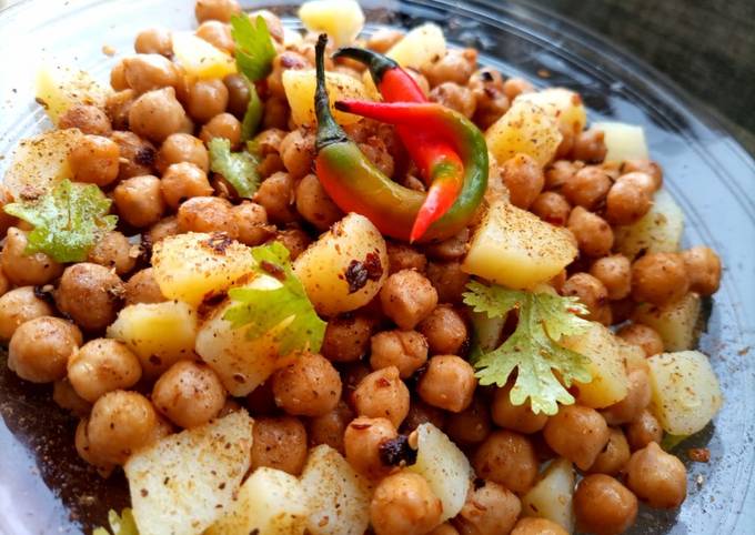 Indian Chickpea Chaat Recipe