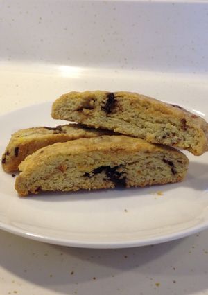 A picture of Orange-Choco Biscoti.