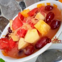 A picture of Exotic fruits salad.