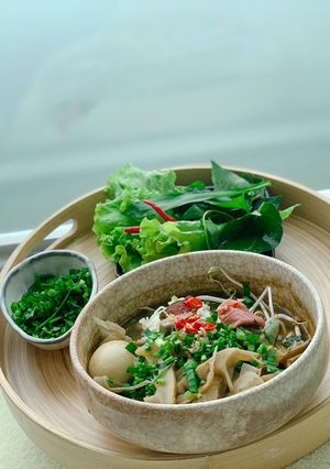 Hình của món Bún mắm cua (bún cua thúi).