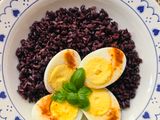 Huevos cocidos con arroz Venere, negro o prohibido 🍚 🖤 🥚 🌱