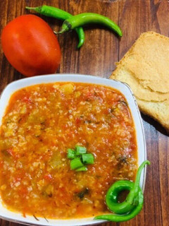 عکسی از دستور سوپ گوجه فرنگی ترکیه ای