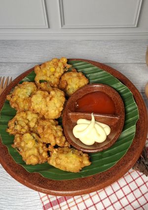 Foto resep Bakwan jagung saus mayo sambal. cemilan sore ☕ 🌽