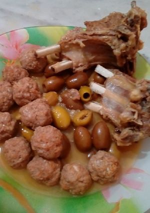 صورة لوصفة طاجين الزيتون بالكوتلات 🇩🇿🥩🥩🥩