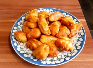 Hình của món Bánh quẩy đùi gà.