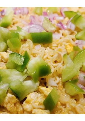 A picture of Masala Maggie with Bell Pepper 🫑.