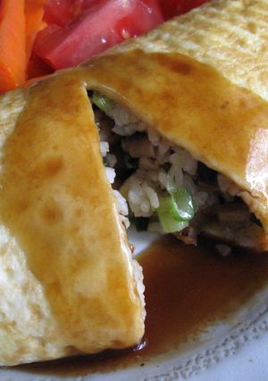 A picture of Oyster Sauce Omu-rice (Omelette Rice).