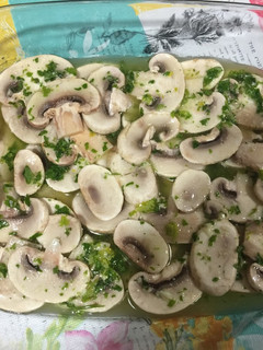 Una foto de Champiñones a la vinagreta