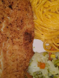 Una foto de Filete de pescado empanizado con maseca