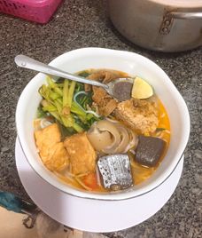 chả cá chiên cà chua