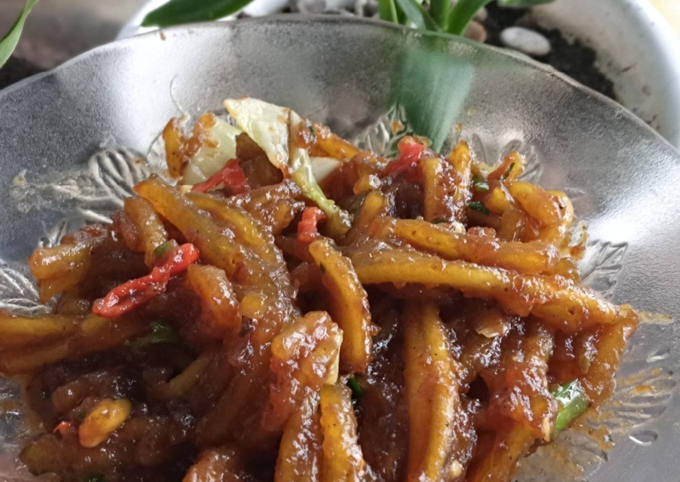Mie kenyol goreng khas pekalongan