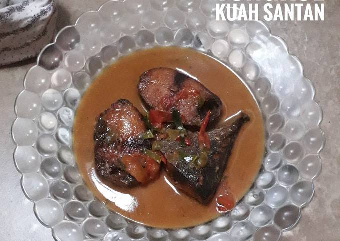 Ikan tongkol kuah santan