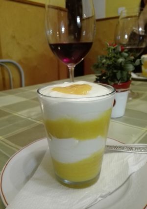Barackos mascarponekrém recept fotója