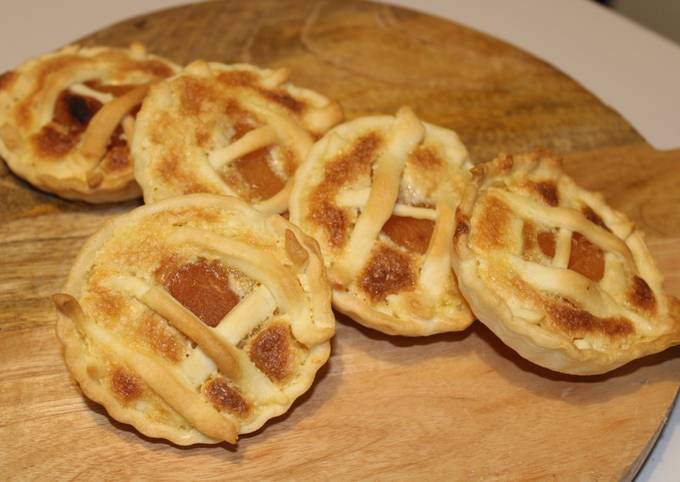 How to Make Tartelettes à l’abricot à la poudre d’amandes