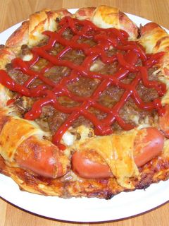 Kolbászos hamburger pite recept fotója
