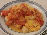 番茄炒蛋 (Scramble Egg with Tomatoes)