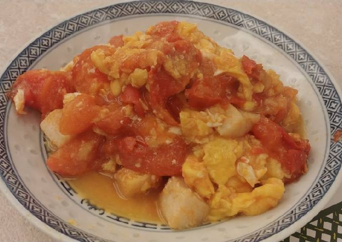 番茄炒蛋 (Scramble Egg with Tomatoes)