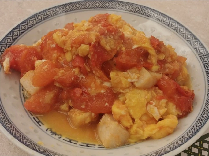 Easy Steps Make Recipes 番茄炒蛋 (Scramble Egg with Tomatoes) the Delicious Make You Drink.