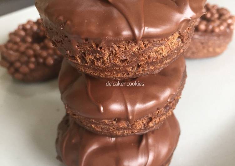 Simple Triple Chocolate Donut