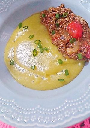 Foto de Polenta com carne moída
